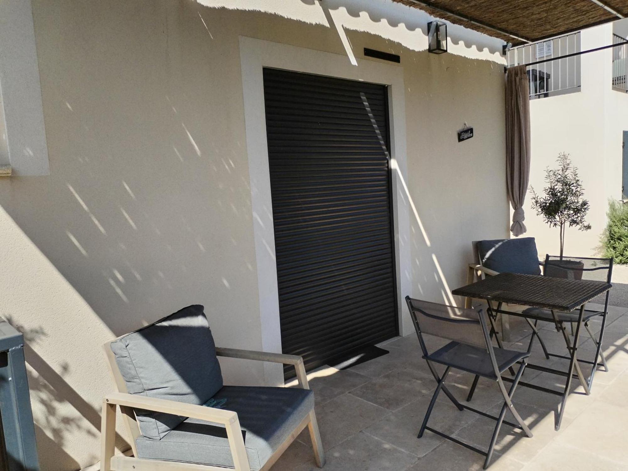 Holiday home En Campagne Avignon